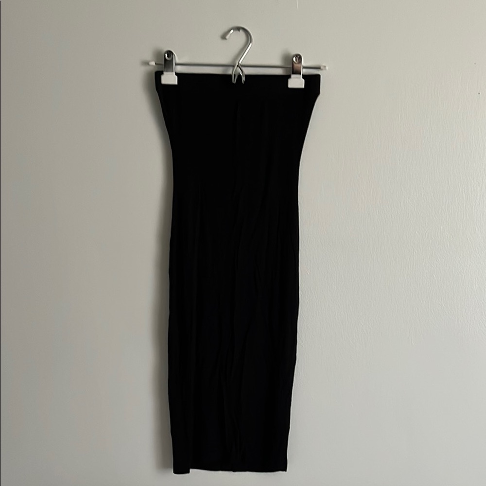 Black Tight Strapless Dress or Skirt